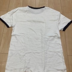 Levi’s Tシャツの画像