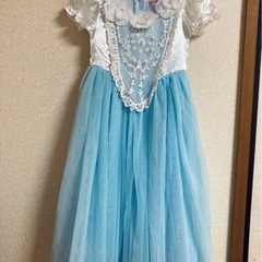 約束中最終値下げシンデレラ風 ドレス 110 500円から300円へ