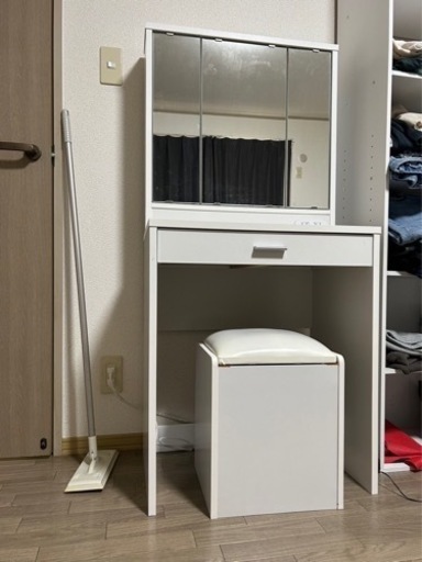 ドレッサー　白　取りに来れる方