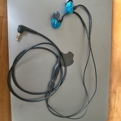 SHURE se215