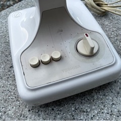 昭和レトロ‼️東芝製‼️扇風機‼️ピンク🩷動作確認済み‼️タイマー付きの画像
