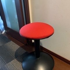 IKEA VITAMIN スツール/レッド