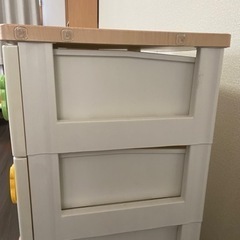 引き取り者決定　子供たんすの画像