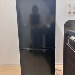  お値段交渉◎  冷蔵庫  140l  黒  