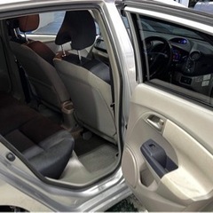 ホンダ　インサイト　ハイブリッドの画像