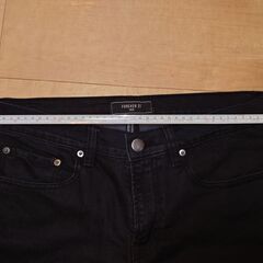 メンズ FOREVER21 ショートパンツ　黒 Ｍサイズの画像