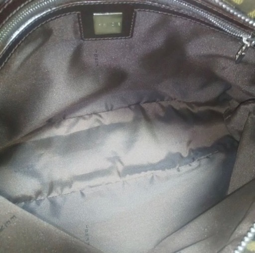 美品* FENDI ハンドバッグ