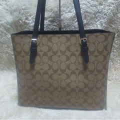 美品* COACH トートバッグの画像
