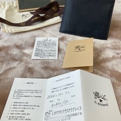 新品未使用IL BISONTEイルビゾンテ　NAVY　二つ折り財...