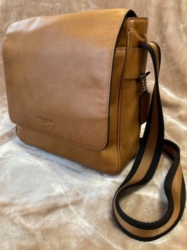 saleセール！COACHコーチ　ショルダーバッグ　本革レザー　ブラウン　メンズ