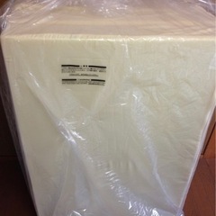急募【超美品】高反発10cmマットレス 三つ折りの画像