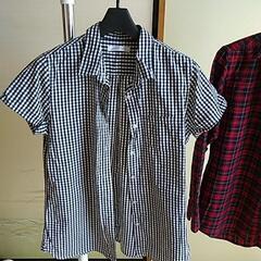 美品です。貰ってください。2枚です。