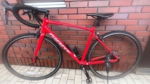 GIANT ロードバイク 赤