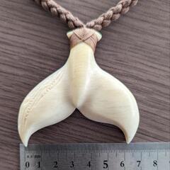 マッコウクジラ　ネックレス