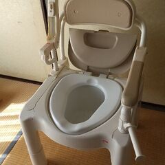 ポータブルトイレの画像