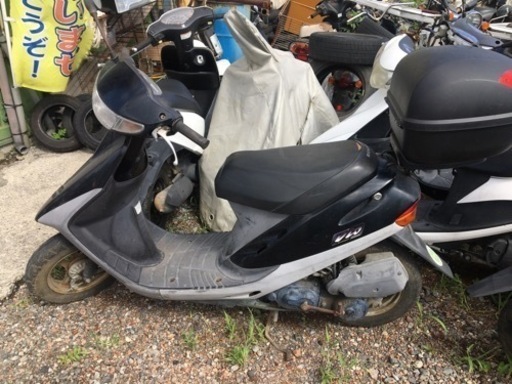 スーパーディオ　HONDA AF27  リアボックス無し