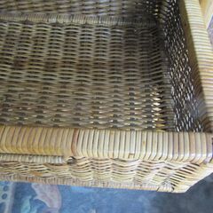 籐のミニタンスの画像