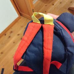 オムツが２枚入るベビーリュックの画像