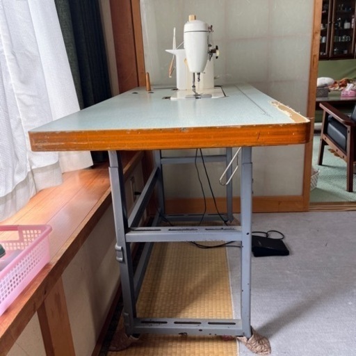 家庭用　業務用ミシン