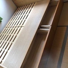 ベッドフレーム　引き出し付き　ダブルベット【取引先決定しました】の画像