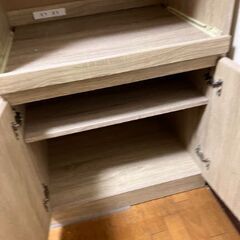 【値段交渉応じます】食器棚2個の画像