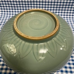 青磁　品のある色合いの画像