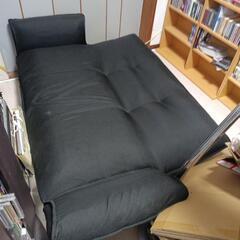 【引き取り限定】3人がけ簡易ソファベッドの画像