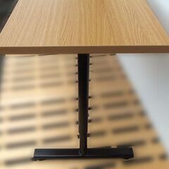 【自社配送は札幌市内限定】NITORI/ニトリ デスク 天板 プレフェ118 T型脚プレフェ69 幅118×奥行59cm ライトブラウン×ブラック 中古【USED】の画像