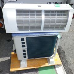 シャープ　自動お掃除機能付き　6～8畳用エアコン　AY-H22H-W　2019年 [おもに6畳用 /100V]の画像