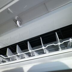 シャープ　自動お掃除機能付き　6～8畳用エアコン　AY-H22H-W　2019年 [おもに6畳用 /100V]の画像