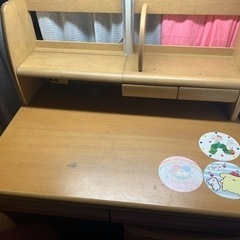 学習机　椅子付きの画像