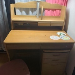 学習机　椅子付きの画像
