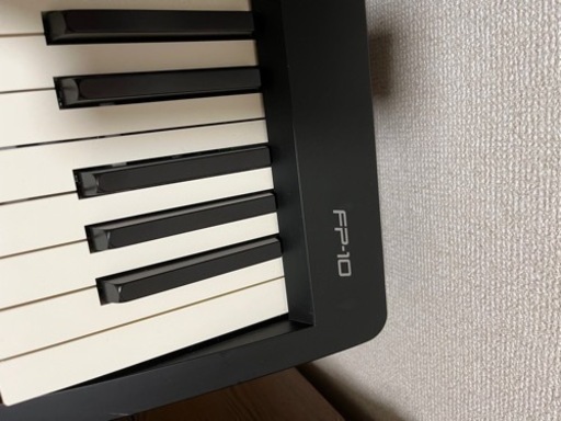 ピアノ　Piano Roland FP-10
