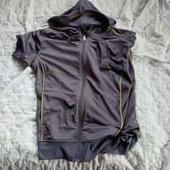 お譲り先決定しました〜メンズ用　半袖　パーカー