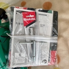 新品　マキタ(Makita) 電気カンナ M192の画像