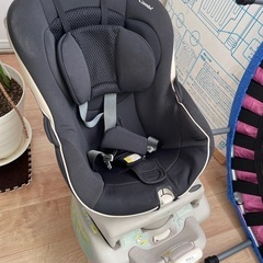 コンビ　チャイルドシート　ゼウスターンシリーズの画像