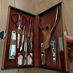 【決まりました】レザーケース入り身だしなみセット
