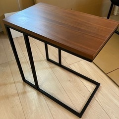 リート　木製サイドテーブル