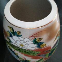 九谷焼花瓶の画像
