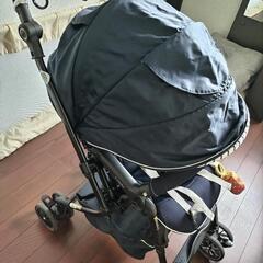 ベビーカーCombi