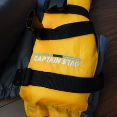 【未使用】キャプテンスタッグ(CAPTAIN STAG) ライフジャケット（幼児用）の画像