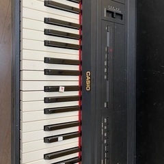 電子ピアノの画像
