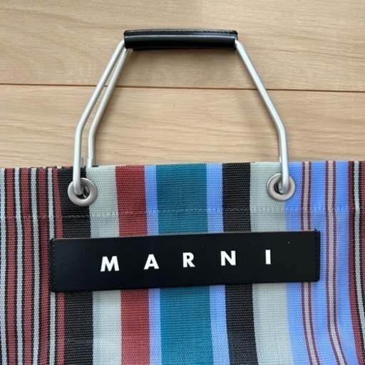 マルニ　トート