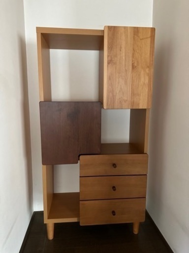 チェスト　表面は天然木