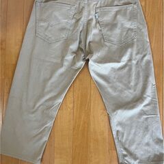 リーバイス　7分丈ジーンズ　茶色の画像