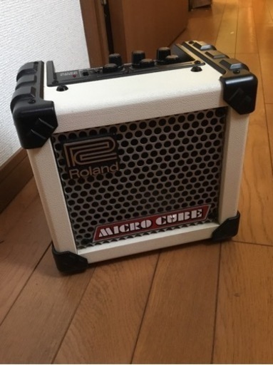 ROLAND  MICRO CUBE  ギターアンプ 中古品　ケーブル１本付き
