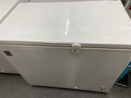 冷凍ストッカー