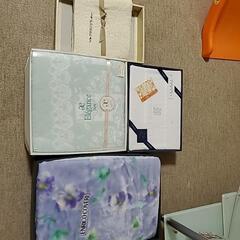 (決まりました)掛け布団×2タオルケット、タオル４点ギフトセット