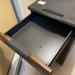 袖机（H630×W410×D730mm）を無料で差し上げます。の画像