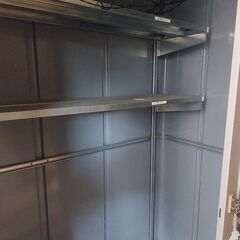 大きいサイズの物置（一旦締め切ります）の画像
